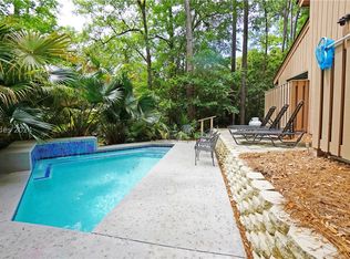 8 Wildwood Ct, Hilton Head Island, SC 29928