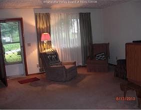 3rd image of 424 Lynnhaven Dr