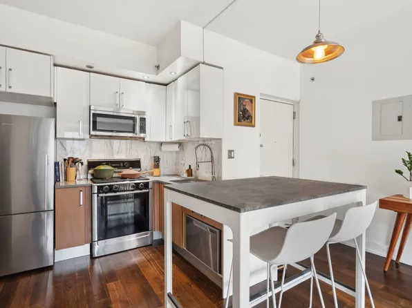 100 Maspeth Avenue 2J image 3 of 16