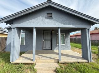 513 Adelaide Ave, Madera, CA 93638