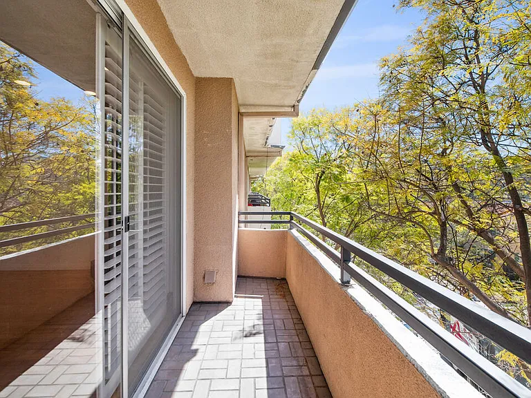 200 N Almont Dr #302 — Photo 23