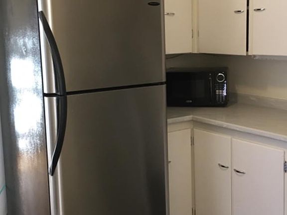 3rd image of 609 Valverde Dr SE