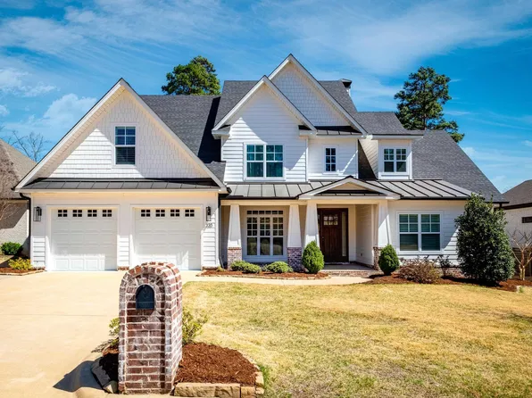 320 Ensbury Dr, Little Rock, AR 72223