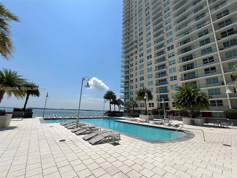 1155 Brickell Bay Dr #2701 — Photo 32
