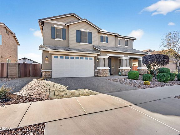 3rd image of 20533 E REINS Road