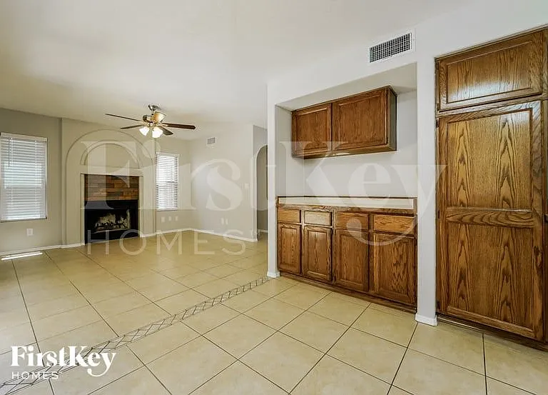 1166 W Lone Star Mine Pl — Photo 5