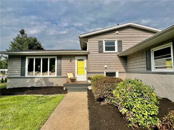 5521 Bristol Cir NW, Canal Fulton, OH 44614