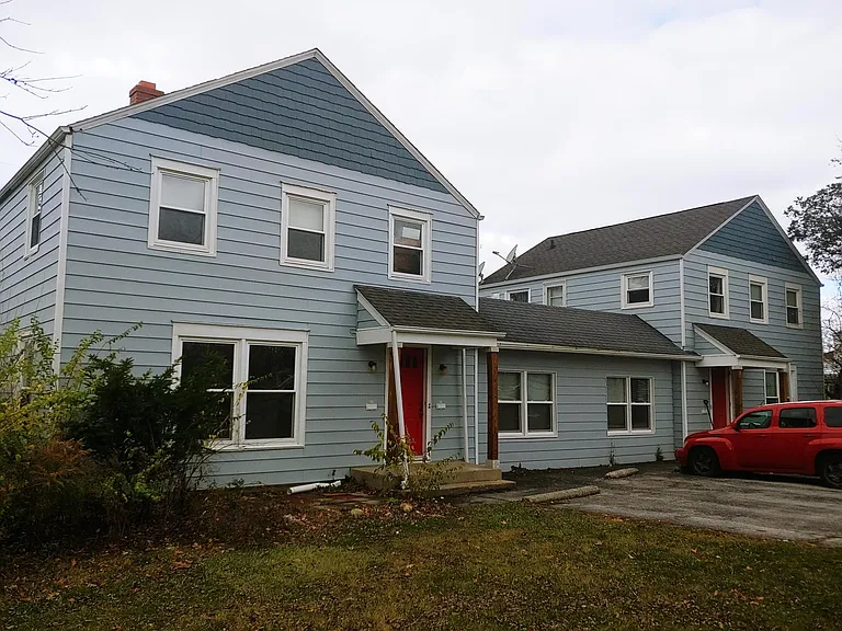 6222 S Calhoun St — Photo 2