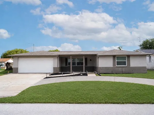 7715 Foxbloom Dr, Port Richey, FL 34668