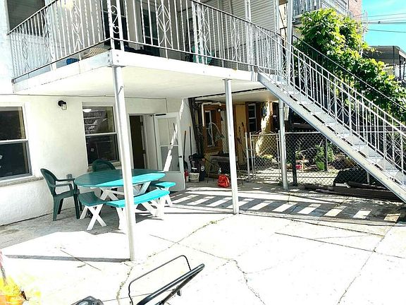3rd image of 8893 19th Ave #1