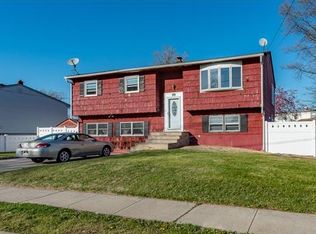95 Highland Ter, Fords, NJ 08863