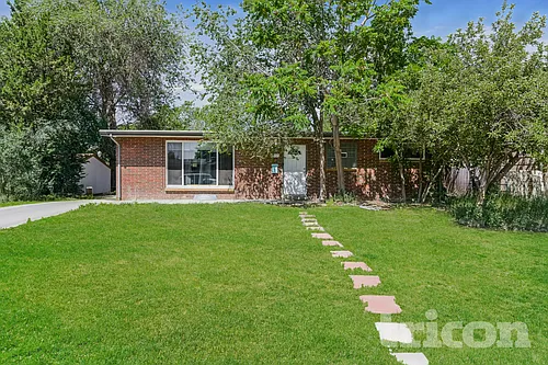 1377 S Chase St Photo 1 1377 S Chase St Photo 1