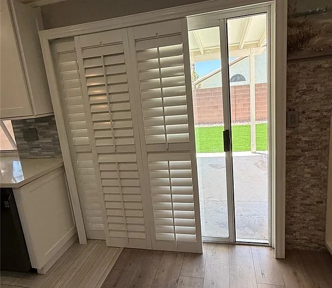 10087 Yellow Canary Ave — Photo 24