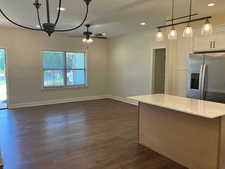3316 Craigmont Cir — Photo 5