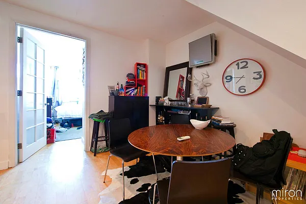 Rented by Miron Properties | media 18