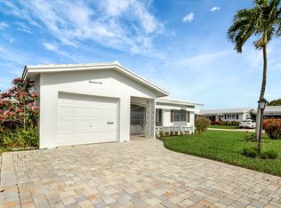 1001 SW 3rd Way, Boynton Beach, FL 33426