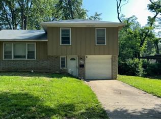 8106 E 91st Ter, Kansas City, MO 64138