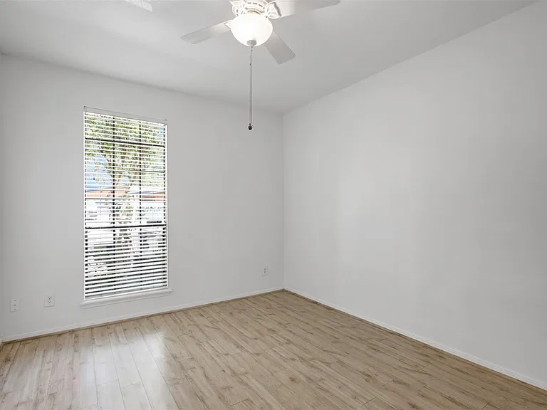 2475 Underwood St #180 — Photo 19