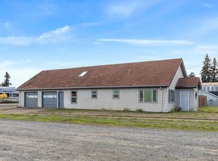 1186 NE Alpine Ave, McMinnville, OR 97128