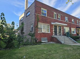 8610 S Ingleside Ave, Chicago, IL 60619