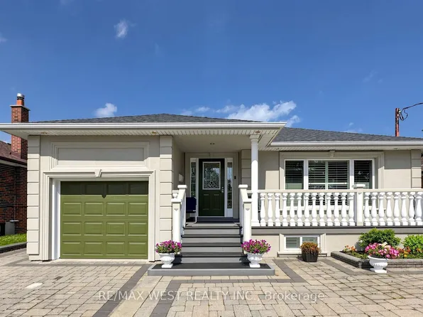 555 McCowan Rd, Toronto, ON M1J 1J7