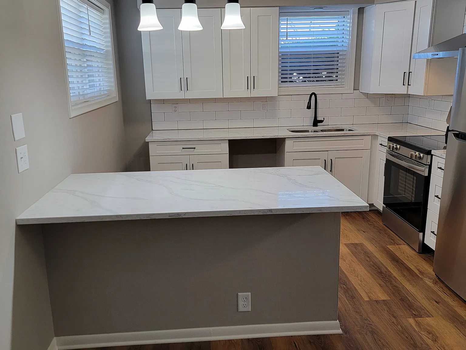 2 bed, 800 sqft, $1,200 — Photo 3