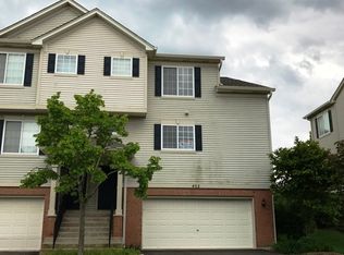 452 Evergreen Cir, Gilberts, IL 60136