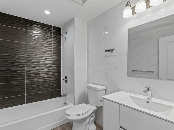 2477 Ocean Avenue image 4 of 5