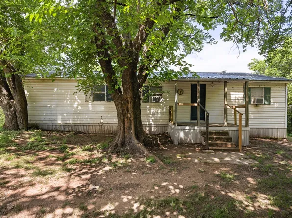 3917 Greenbrook St, Granbury, TX 76048