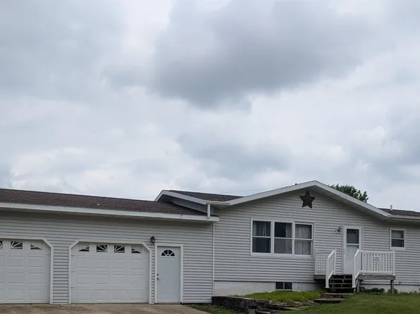 1205 Lakeside Ave, Lake Park, IA 51347