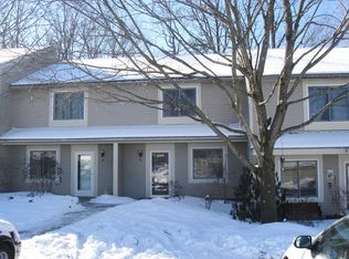 74 Overlook Dr, South Burlington, VT 05403