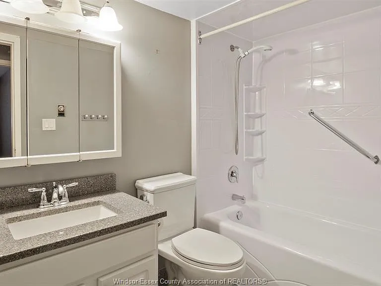 8591 Riverside Dr E #106 — Photo 12