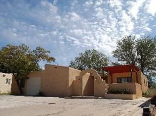 10510 Snow Heights Blvd NE, Albuquerque, NM 87112