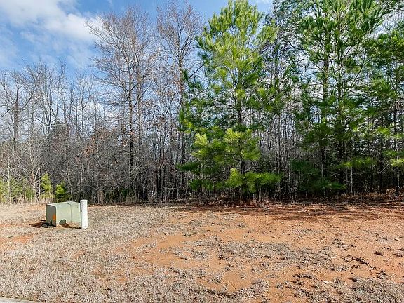 2nd image of 2092 Cleveland Ct Lot 55
