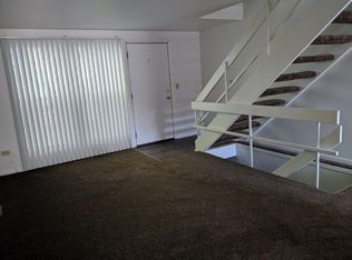 1229 Fairwood Ct APT F, Elgin, IL