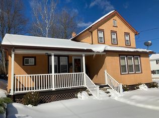 982 Constitution Ave, Jessup, PA 18434