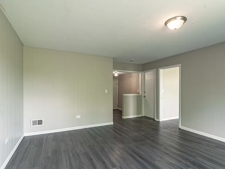 4239 Continental Dr — Photo 13