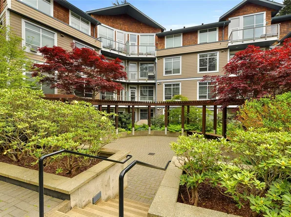 611 Goldstream Ave #205, Langford, BC V9B 2W9