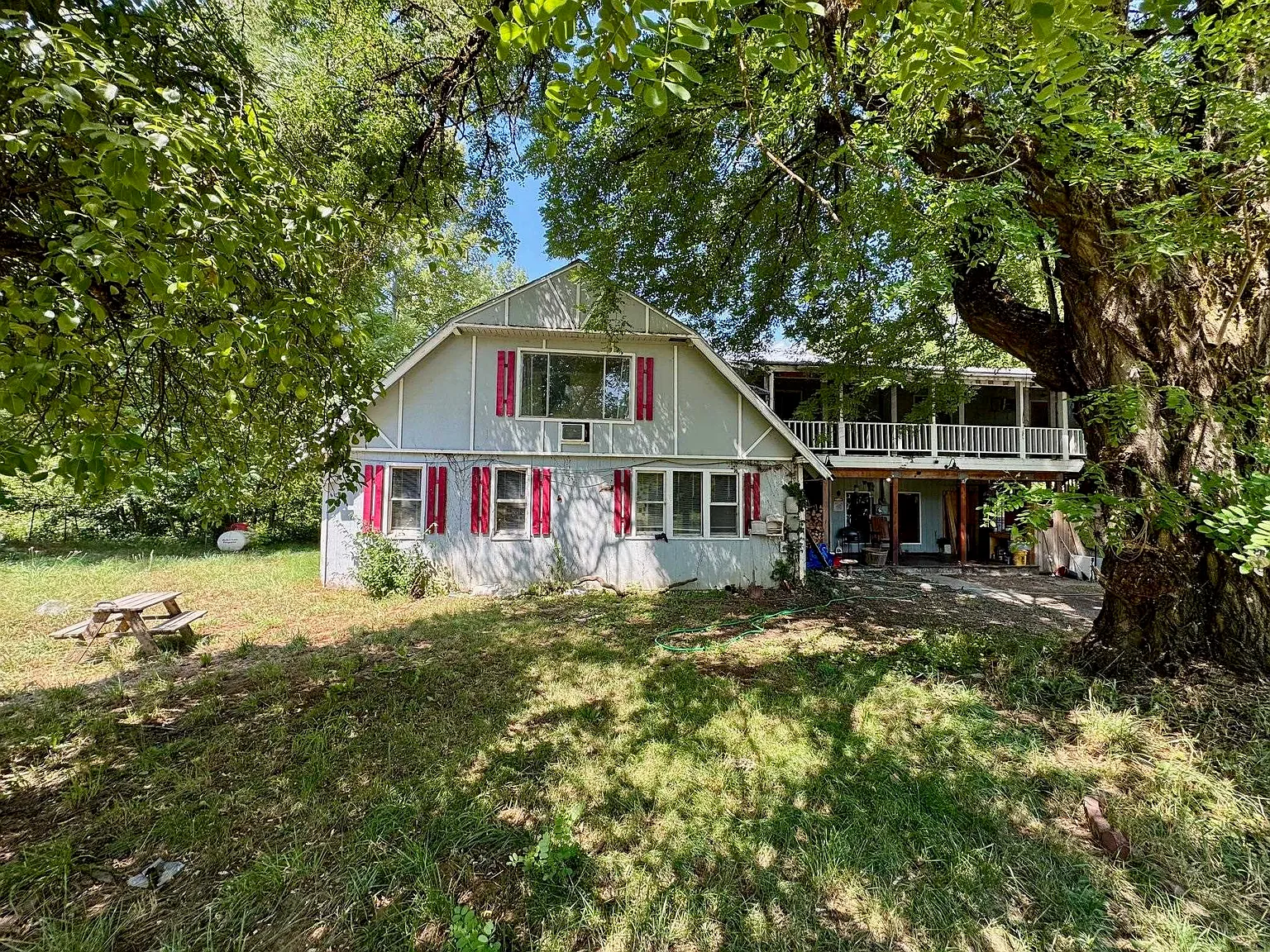 1 Indian Creek Rd photo 1