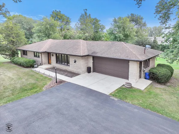 16561 W Bruce Rd, Lockport, IL 60441