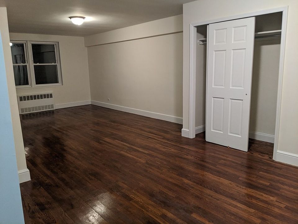1st image of 12516 83rd Dr APT 4G