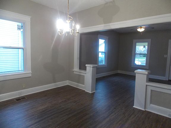2nd image of 120 E Springdale Ave