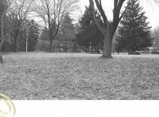 1288 Lenox Rd, Bloomfield Hills, MI 48304
