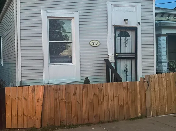 313 S 18th St, Louisville, KY 40203