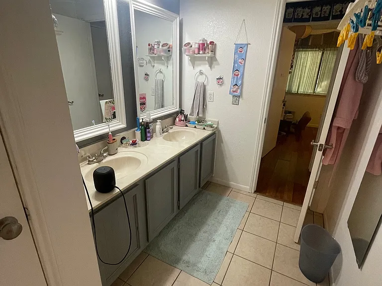 421 W San Antonio St #E1 — Photo 20