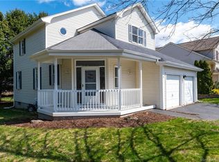 2 Butternut Ln, Newington, CT 06111
