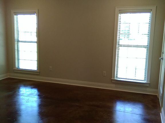 1805 Sylar Cir, Conway, AR 72034