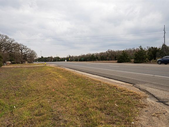 2nd image of 1682 W Us Highway 79