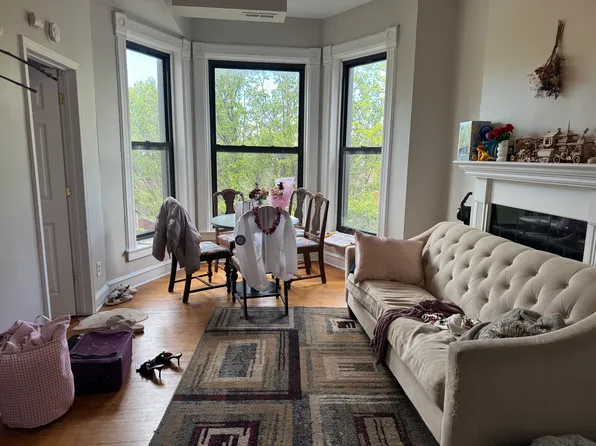 1038 S Oakley Blvd APT 3, Chicago, IL 60612