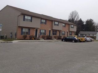 14 Lawrence Pl, New Oxford, PA 17350